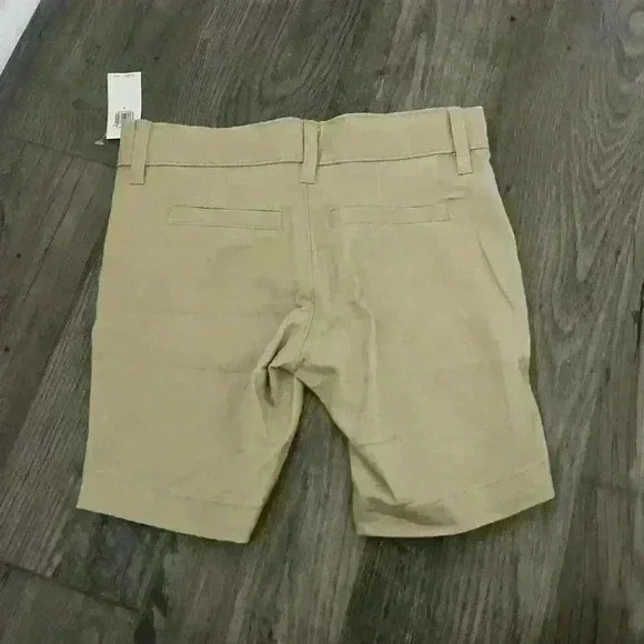 Old Navy Khaki Bermuda Stretch Shorts Girls Size 6 - Picture 3 of 4